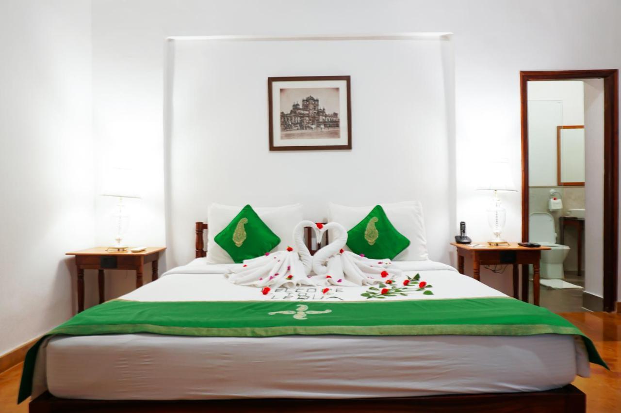 Saraca Hotel Lucknow Eksteriør bilde