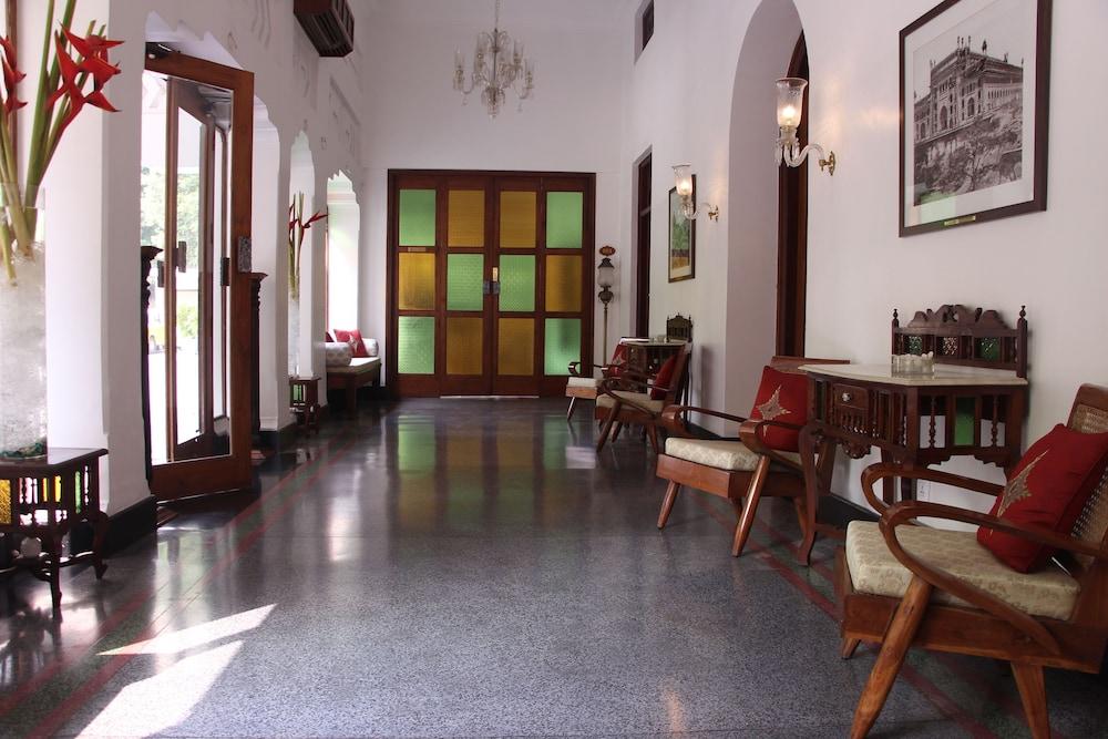 Saraca Hotel Lucknow Eksteriør bilde